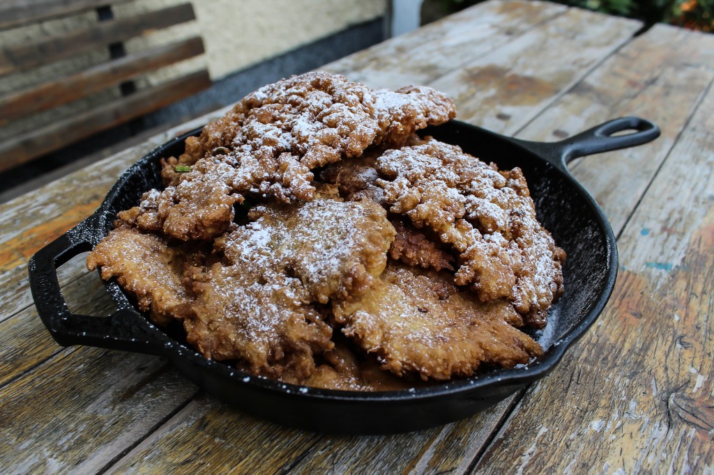 Hollerkrapfen (Hollerküchle / Holunderküchle) – HOMEBAKING BLOG