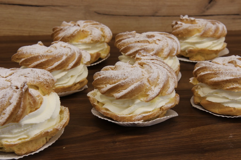 Brandteig-Eclair – HOMEBAKING BLOG